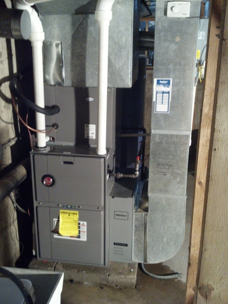  Front Rheem RGRC Classic Series 95 High Efficiency Gas Furnace 