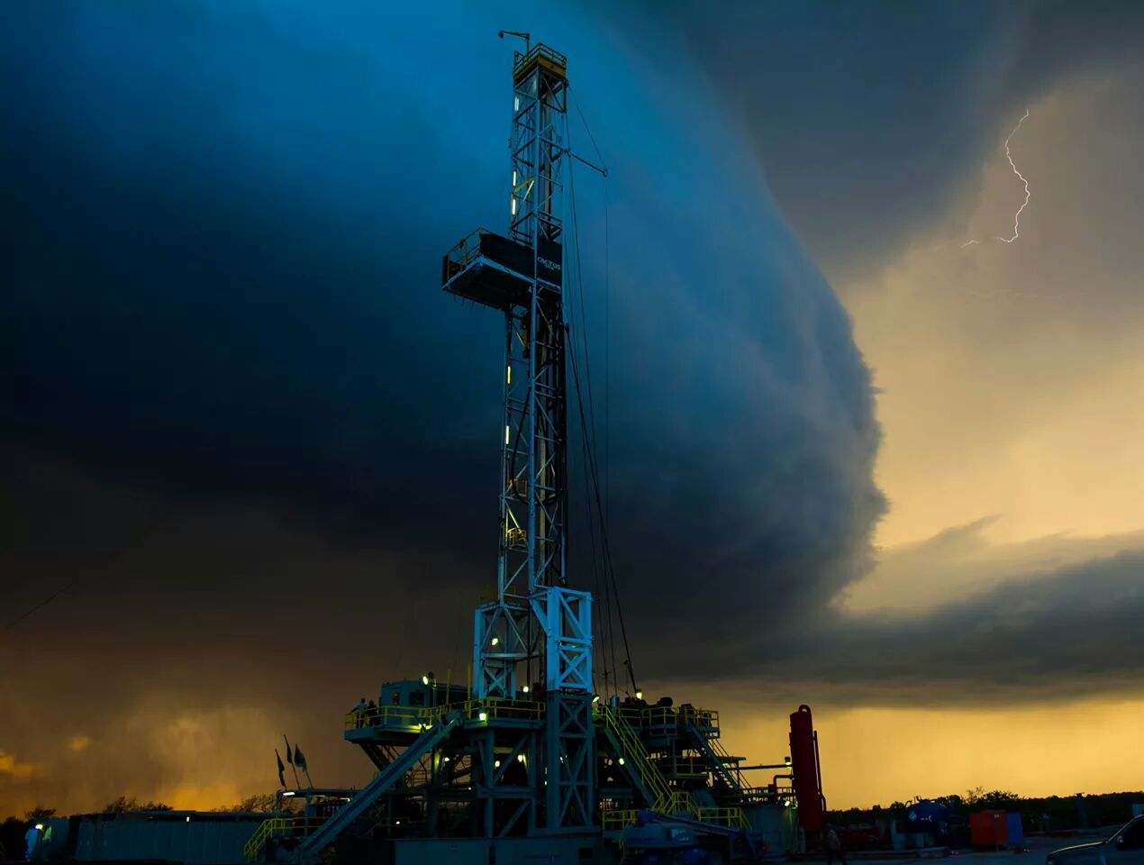 Oklahoma Natural Gas Drilling In The Spring Images