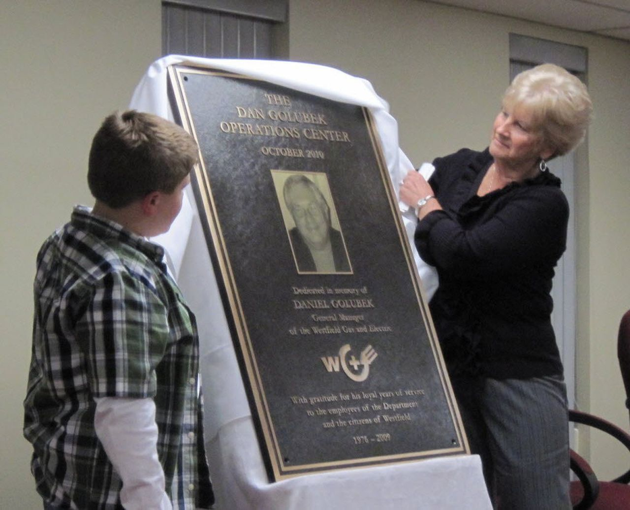 Plaque Honors Late Westfield Gas And Electric Department Manager Daniel