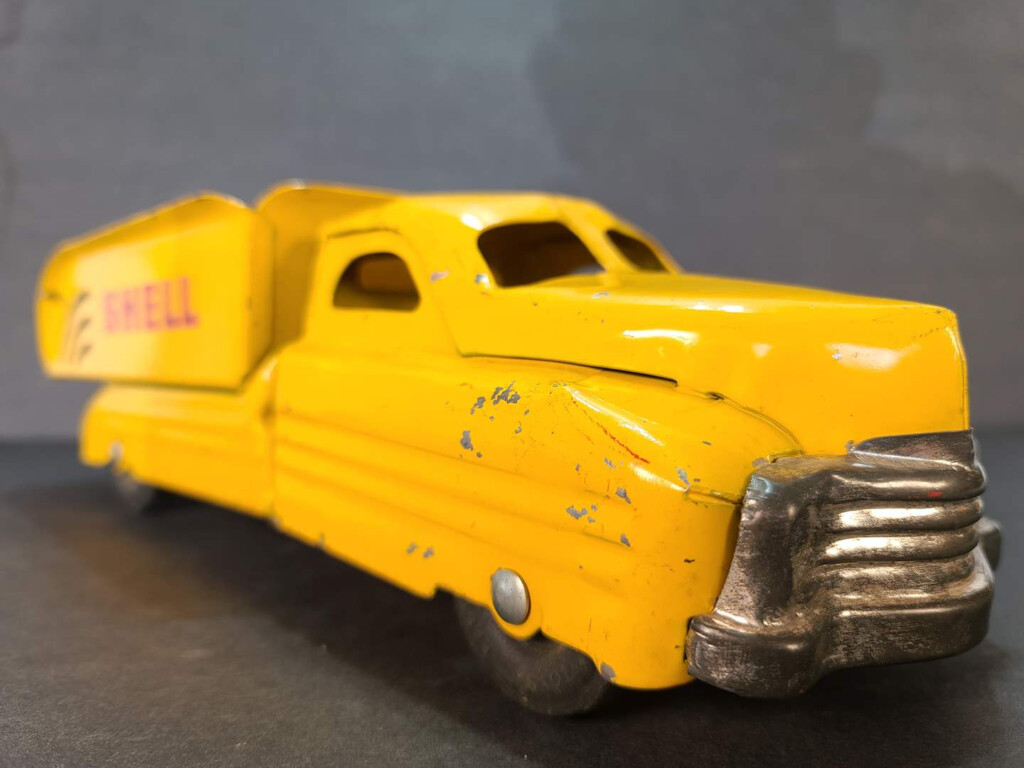 Vintage Metal Shell Gas Truck Adam s Northwest Estate Sales Auctions